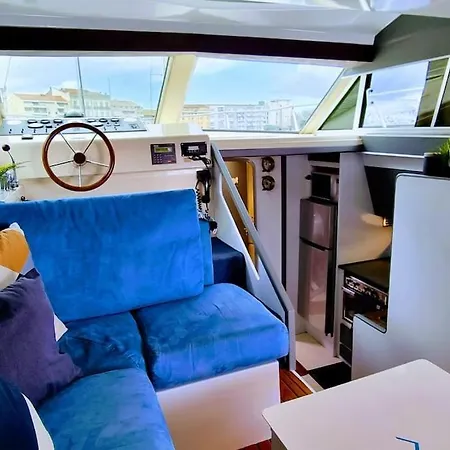 L'ipanema Sejour Original 2 Sur Bateau A Quai, Parking Prive Apartment *