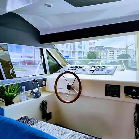L'ipanema Sejour Original 2 Sur Bateau A Quai, Parking Prive *